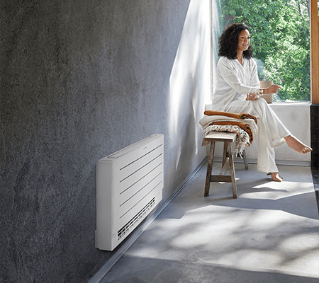 FVXM-A_installation_uterum Daikin Perfera XTH golvmodell installerad i uterum
